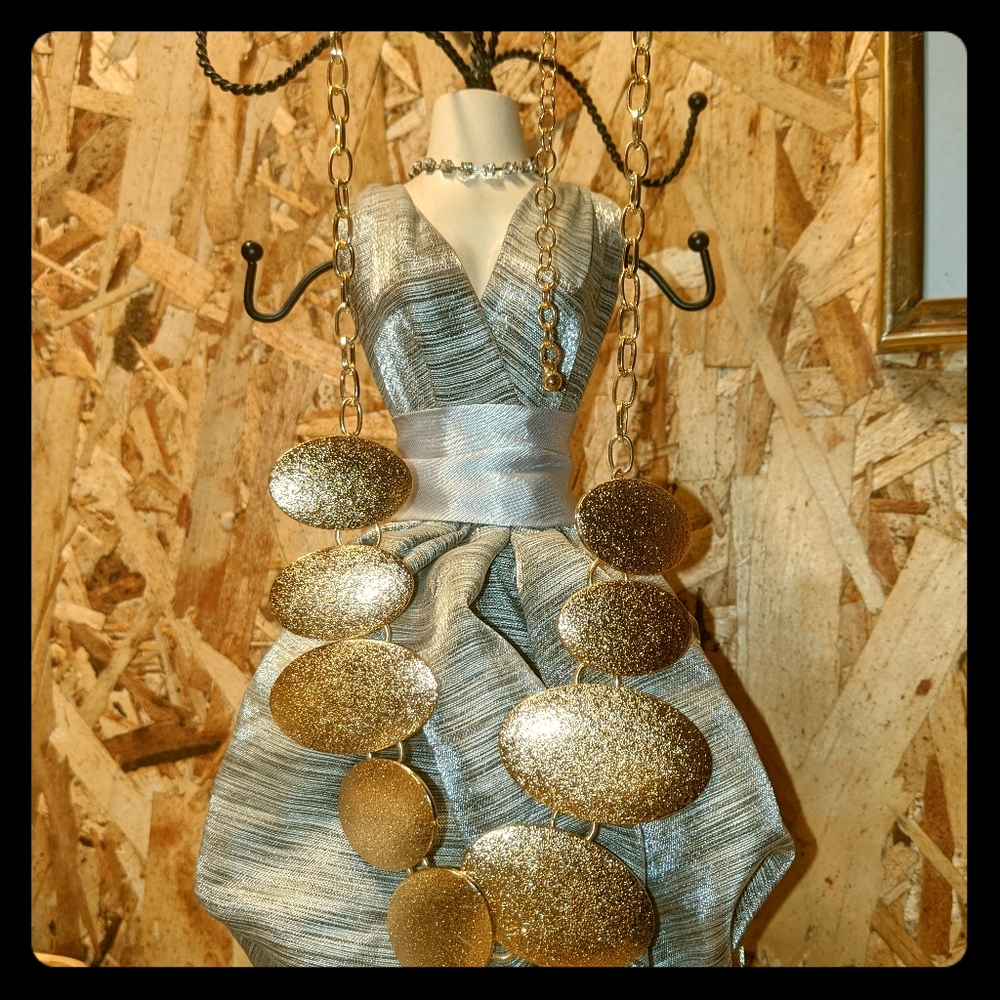 Gold Colored Chunky Necklace